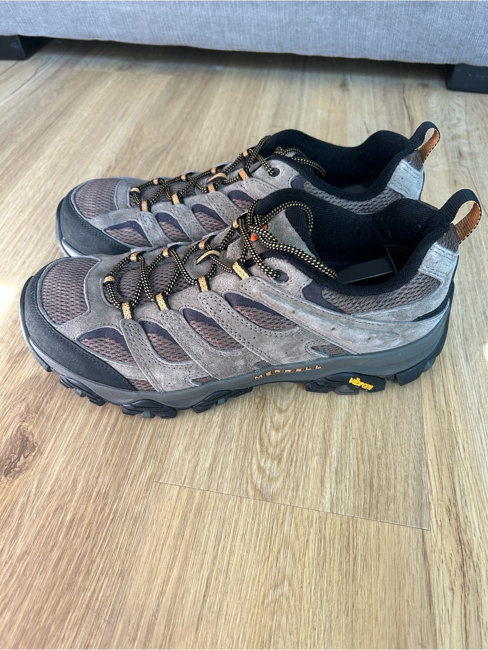 Merrell Moab 3 Shoes Mens Size 12 Walnut Brown Hiking shoes Vibram Low